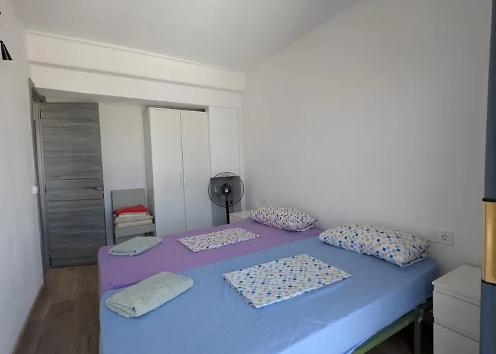 דירה Puerta Del Sol סאלו